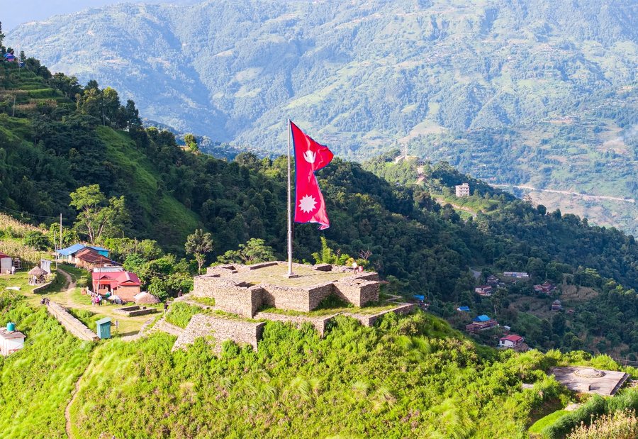 The fort at Ligligkot above Palungtar
